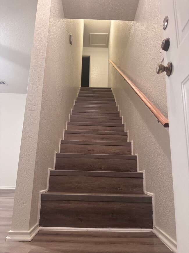 Building Photo - 1606 Aztec Trce