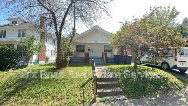 Building Photo - 22 Pinehurst Ave
