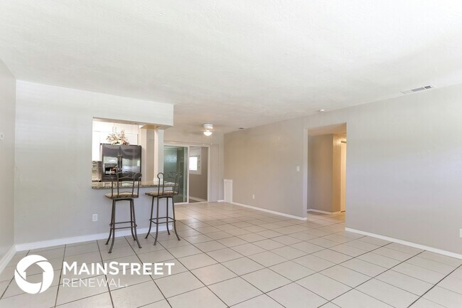 Foto del edificio - 3828 Neptune Dr SE