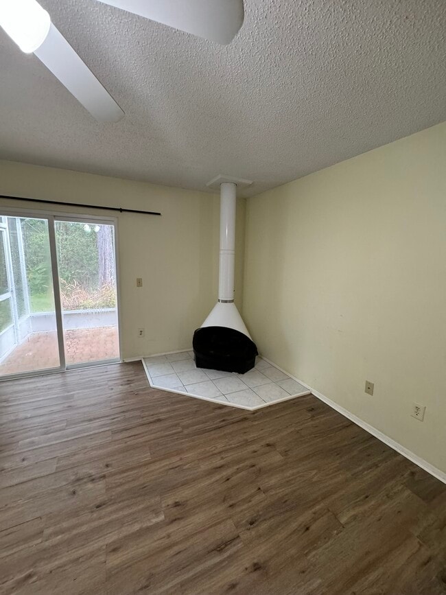 Building Photo - 8071 W Homosassa Trail