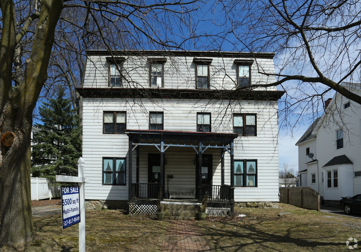 Building Photo - 41 Maplewood Ave