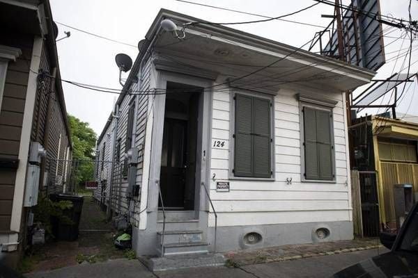 Building Photo - 124 N Galvez St