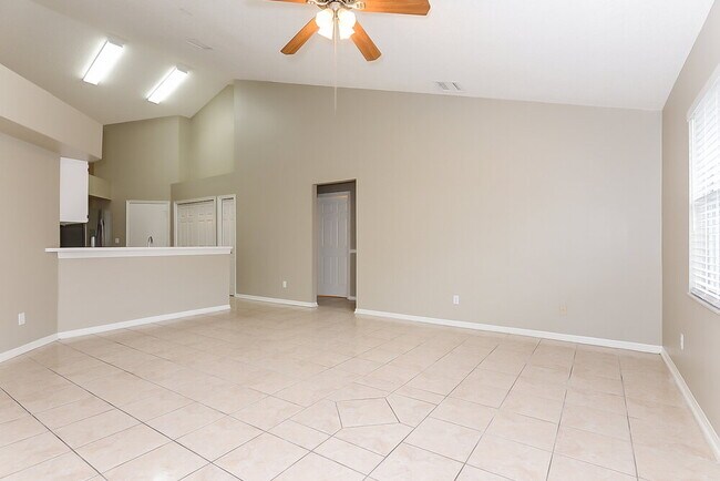 Building Photo - 4011 Quail Briar Dr