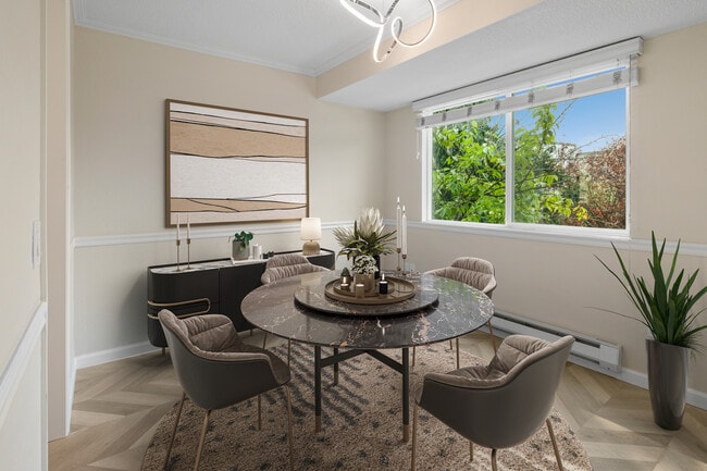 Dinning or Office area - 8632 164th Ave NE