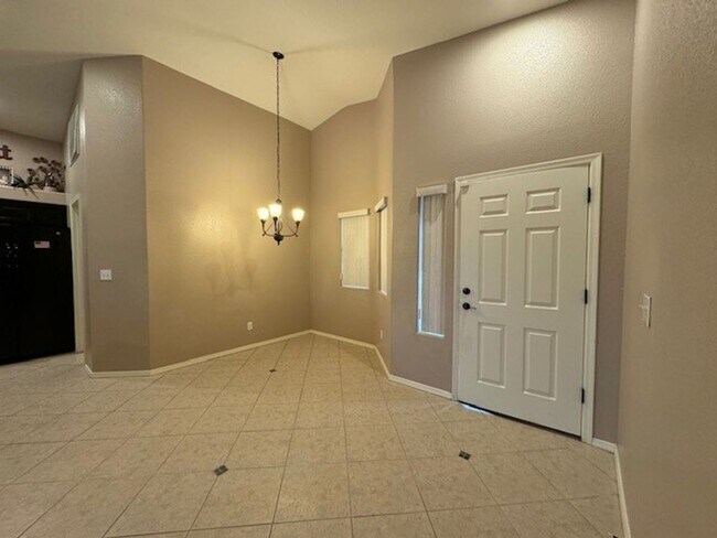Foto del edificio - 3BR 2Ba Luxury Gated 55+ Community with Pool