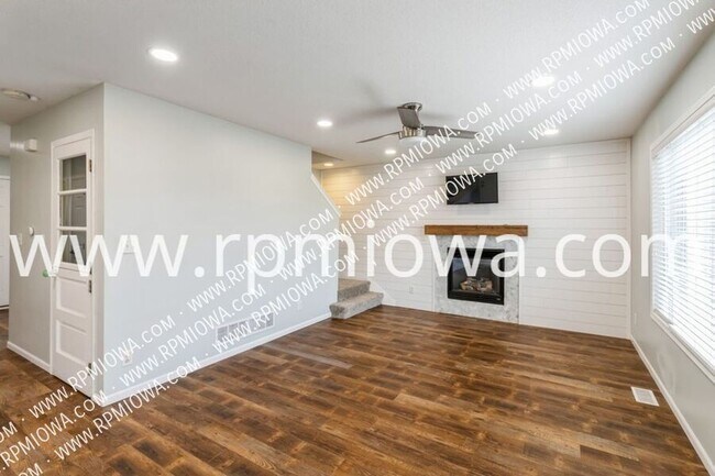 Foto del edificio - 14616 Westbrook Dr