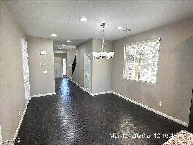 Building Photo - 130 Serpens Ave