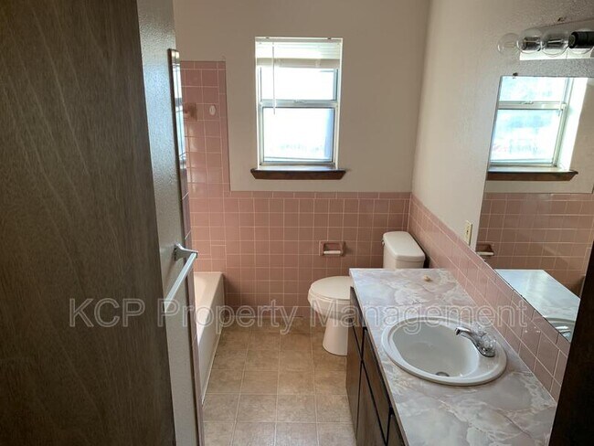 Foto del edificio - 1812 N 28th St