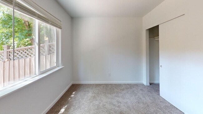 Building Photo - 16914 Sonoma Hwy