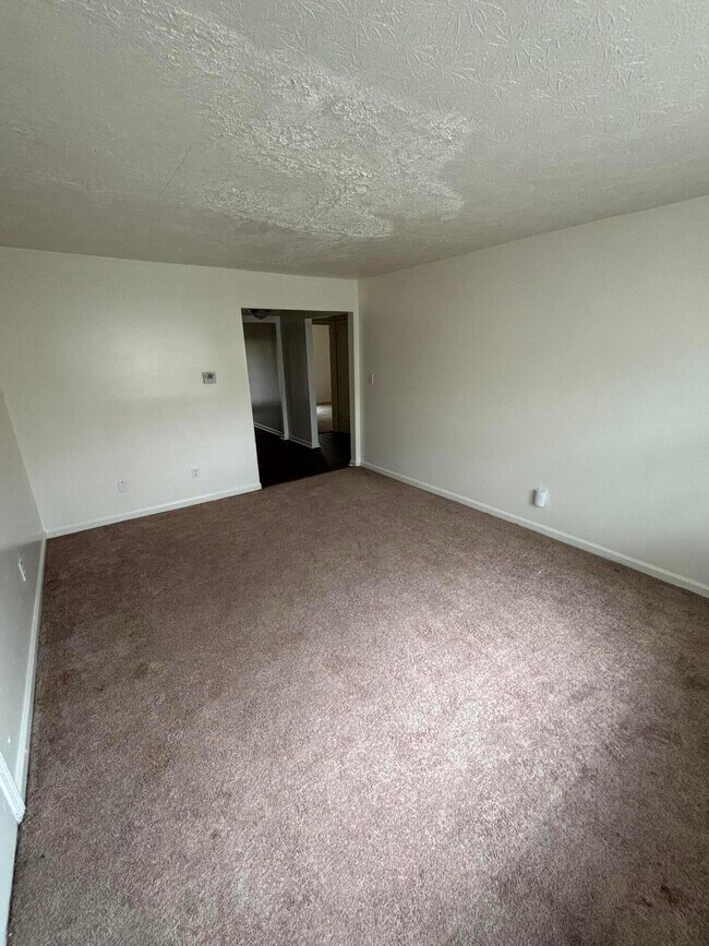 Foto del edificio - 441 Lenney Dr
