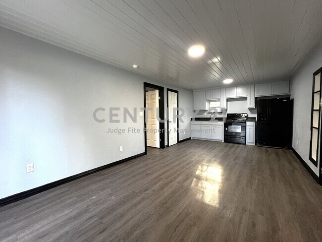Foto del edificio - 5205 Calloway St