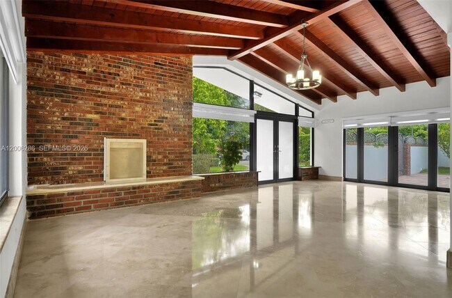 Foto del edificio - 6820 SW 86th Ave