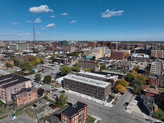 Exterior 3D - Brainard Flats