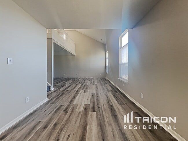 Building Photo - 3254 Blue Ash Ln