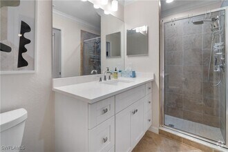 Building Photo - 9727 Acqua Ct
