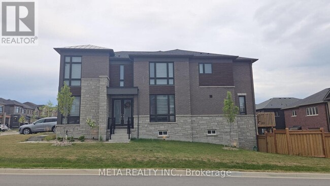 Building Photo - 2 Periwinkle Rd