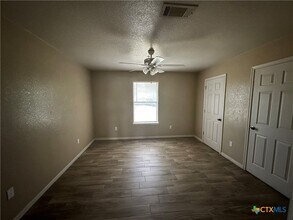 Building Photo - 1010 Lansberry Ct