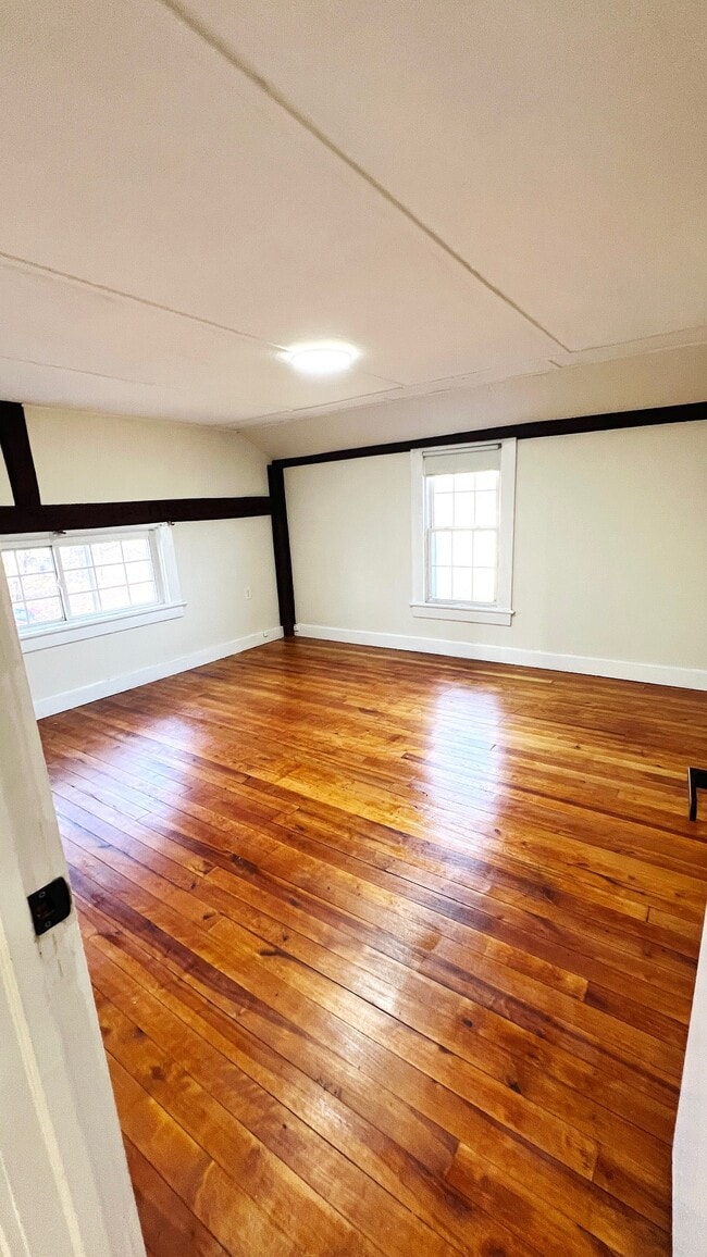 55 Swift St Unit 2, Branford, CT 06405 Apartments in Branford, CT