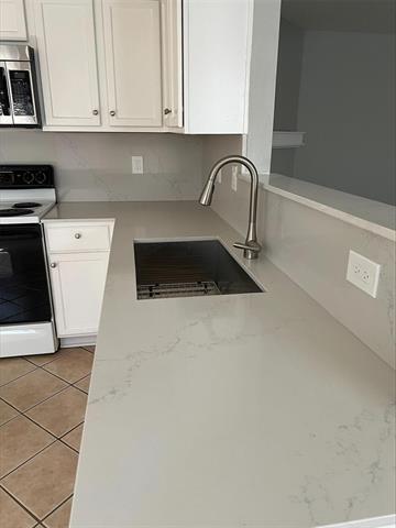 Foto del edificio - 2712 Lazy Oak Dr