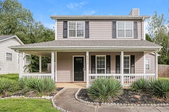 Building Photo - 4817 Farmview Dr