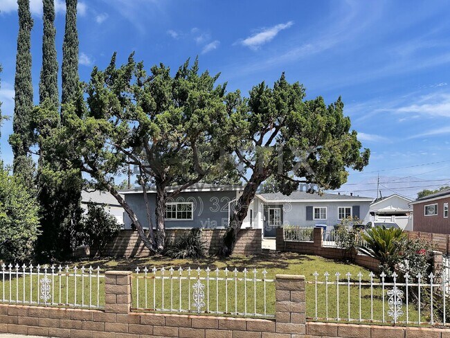 Foto del edificio - 938 W Berkeley Ct