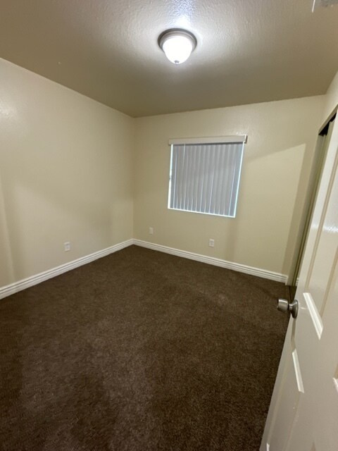 Foto del edificio - 325-327 E 60th St