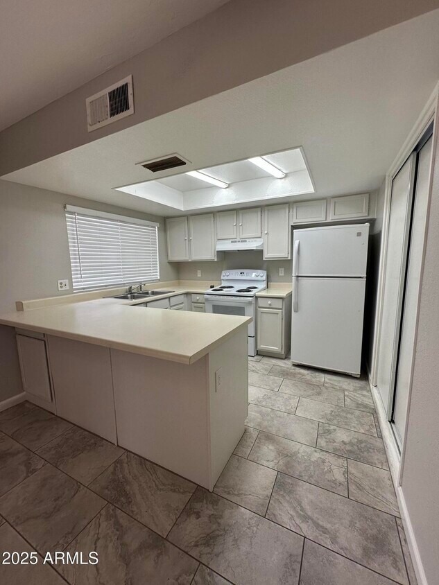 Foto principal - 4012 E Nisbet Rd