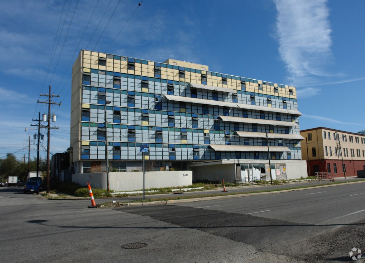 Foto del edificio - St. Michael Senior Apartments
