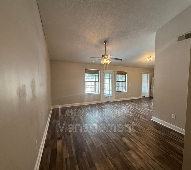 Building Photo - 4198 Highgate Ct