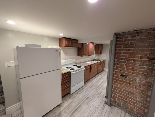 Building Photo - 2424 S Bannock St