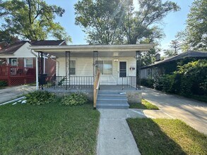 Building Photo - 17144 Heyden St