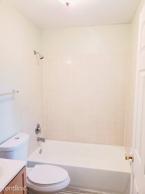 Building Photo - 1 br, 1 bath Apartment - 10 Nursery St Apt 1