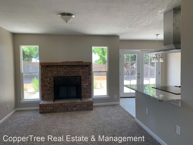 Building Photo - 3 br, 2 bath House - 8400 Yeager Dr NE