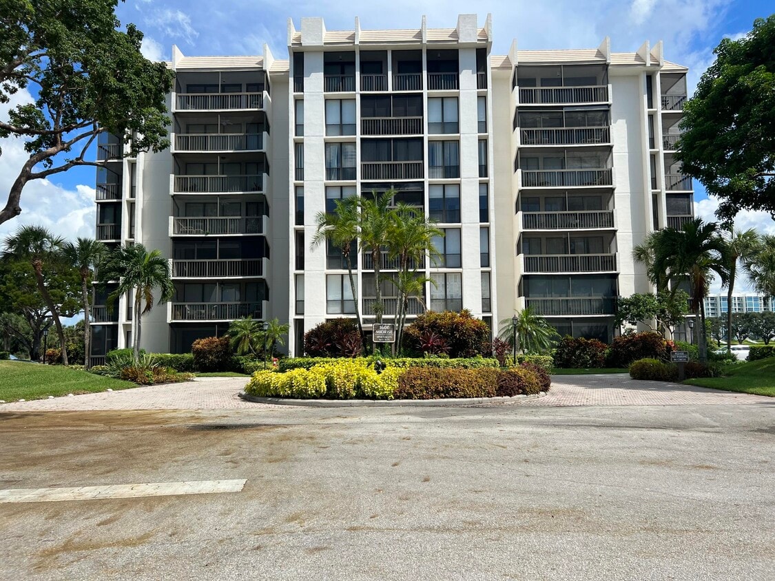 1615 Bridgewood Dr Unit 1615, Boca Raton, FL 33434 Condo for Rent in