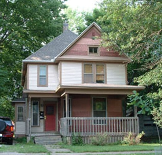 Converted Three-Unit House - 408 W Healey St