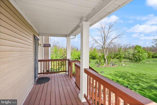 Building Photo - 943 Castle Rock Ln