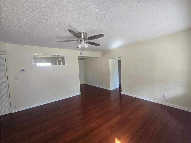 Foto del edificio - 7401 36th Ave N