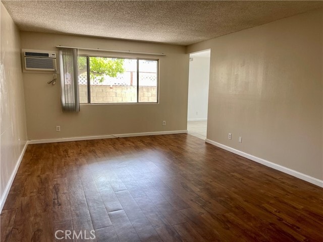 Foto del edificio - 2064 Evergreen St