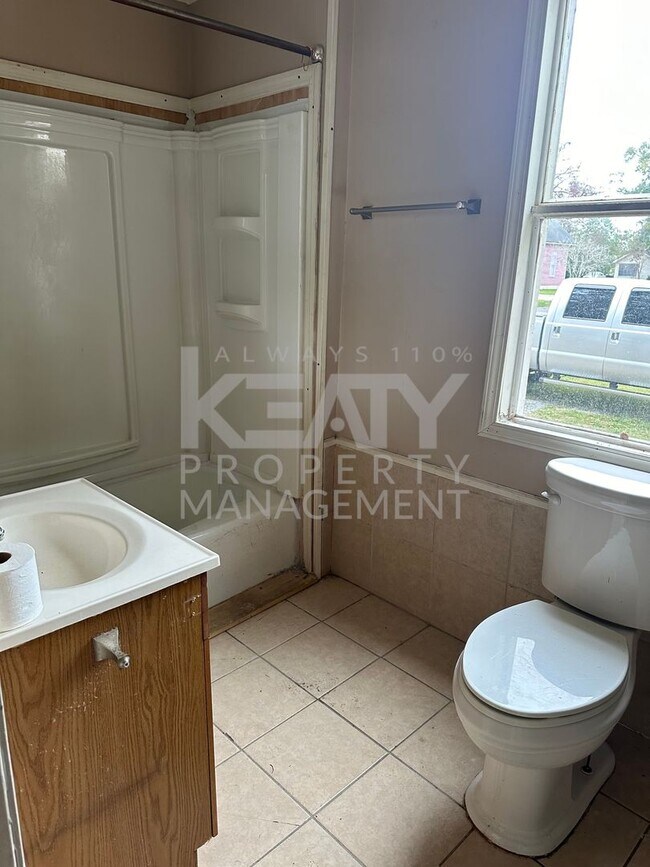 Foto del edificio - One bed, One bath home