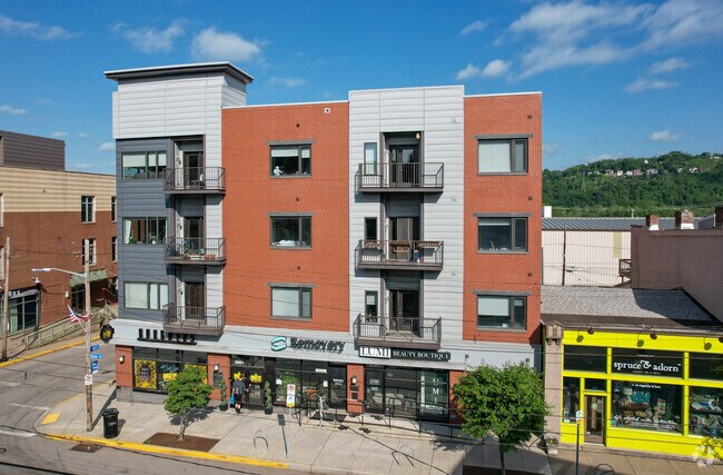 Building Photo - The Fletch