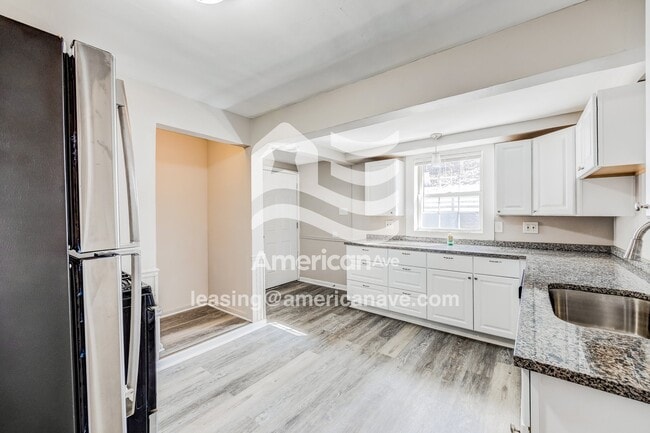 Foto del edificio - 130 Penneman Ave