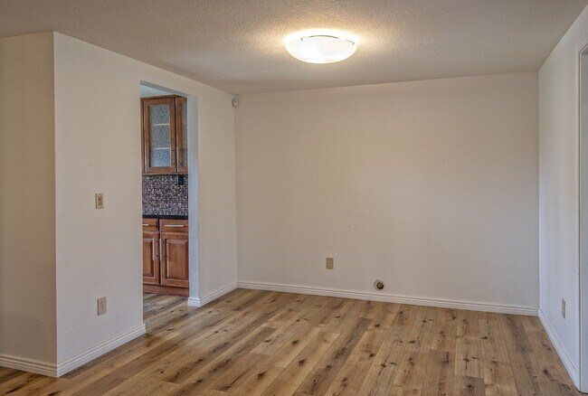 Foto del edificio - 720 W Rose Ln Phoenix, AZ 85013