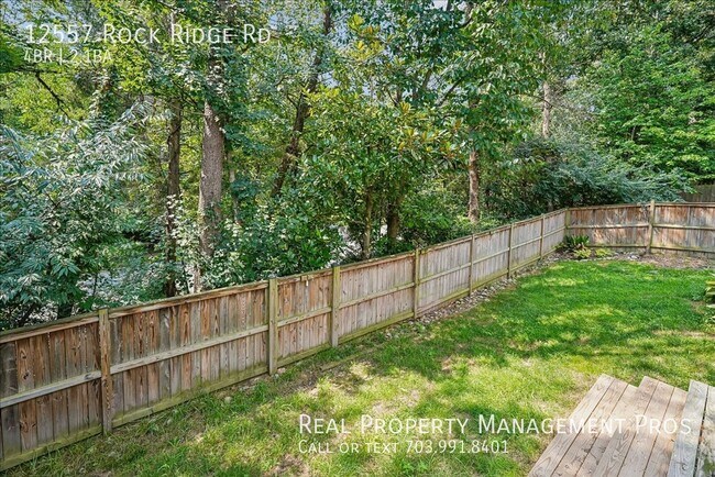 Foto del edificio - 12557 Rock Ridge Rd