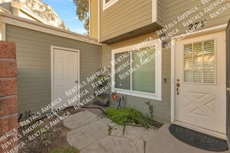 Building Photo - 2301 E University Dr