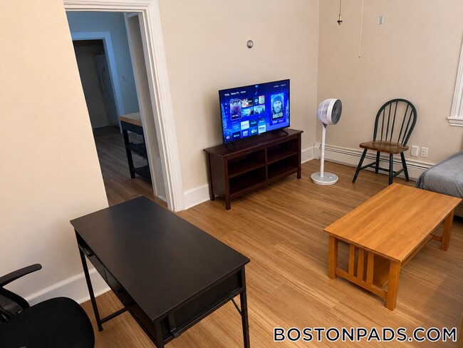 Foto del edificio - 308 Chestnut Ave