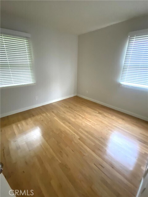 Foto del edificio - 656 N Vallejo Way