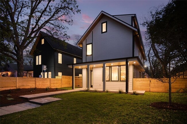 Foto del edificio - 2401 Willow St
