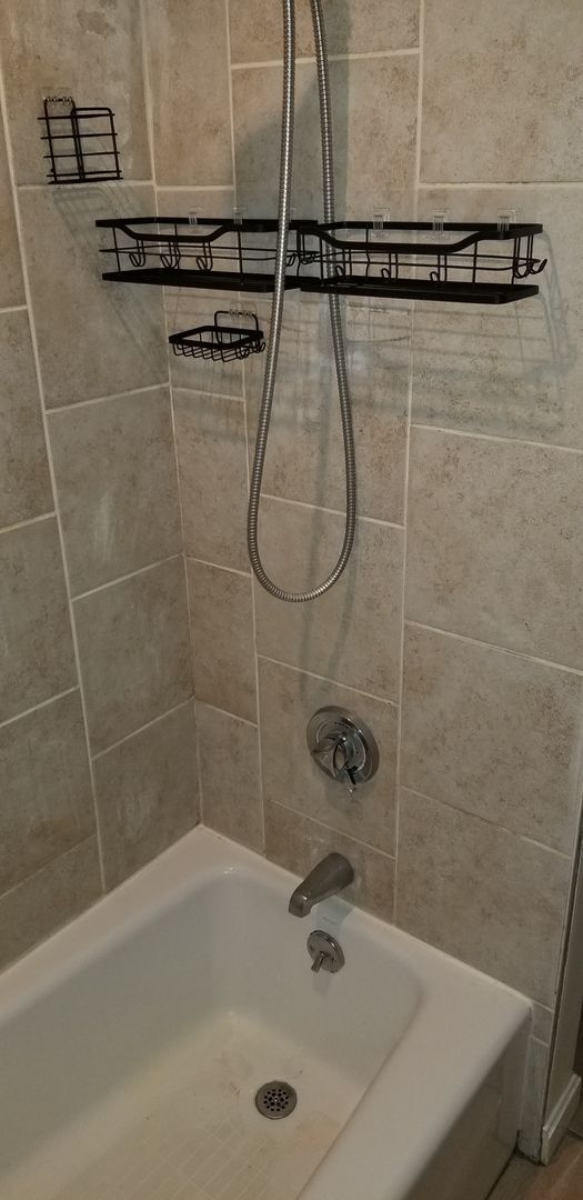 Building Photo - 1 Bed 1 bath available 9/1