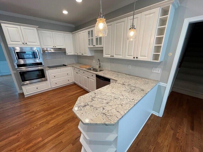 Foto del edificio - 10665 Wren Ridge Rd