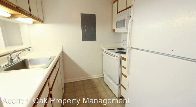 Foto del edificio - Room in Condo on Collegiate Cir